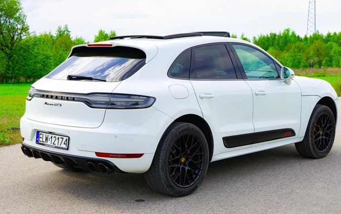 Porsche Macan cena 329000 przebieg: 13700, rok produkcji 2021 z Góra małe 301